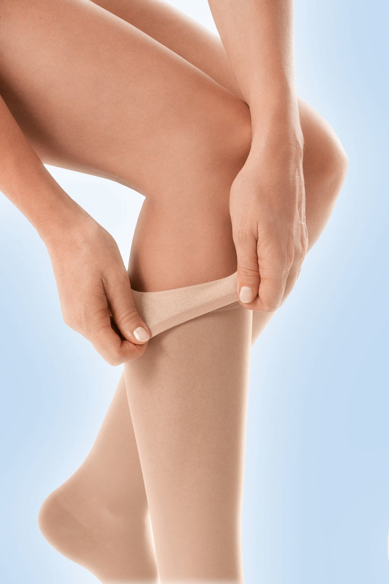 JOBST UltraSheer Womens Compression Knee High 15-20 mmHg SoftFit Band Closed Toe